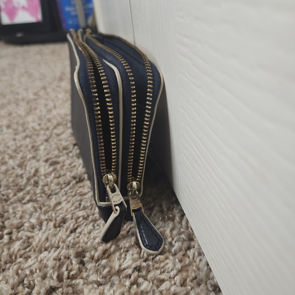 EUC Rare Coach Midnight Blue Crossgrain Double Compartment Wallet/Wristlet - Picture 5 of 9